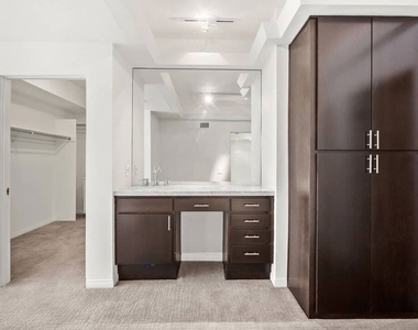1210 N Kings Road - Photo Thumbnail 25