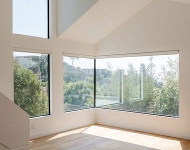 1355 Bobolink Place - Photo Thumbnail 24