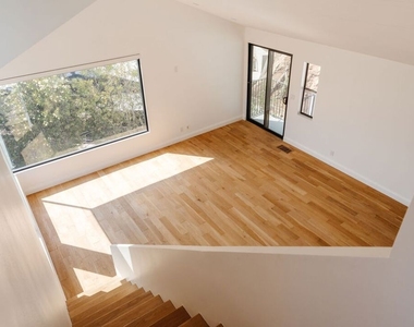 1355 Bobolink Place - Photo Thumbnail 23