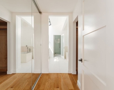 1355 Bobolink Place - Photo Thumbnail 25