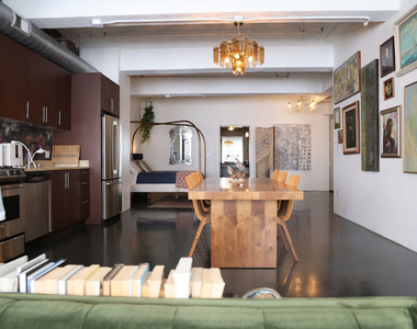 849 S Broadway - Photo Thumbnail 16