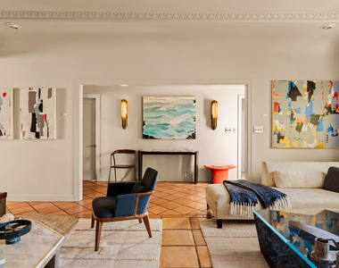 1516 N Genesee Avenue - Photo Thumbnail 3