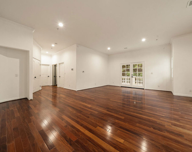 1109 Pine Drive - Photo Thumbnail 31