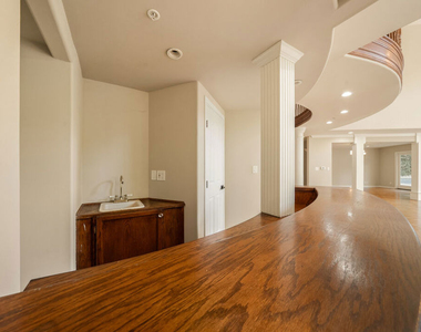 1109 Pine Drive - Photo Thumbnail 19