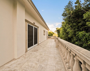 1109 Pine Drive - Photo Thumbnail 33