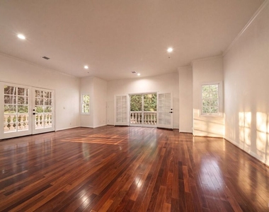 1109 Pine Drive - Photo Thumbnail 34