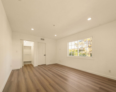 1109 Pine Drive - Photo Thumbnail 55
