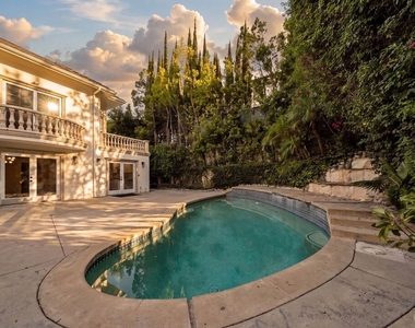 1109 Pine Drive - Photo Thumbnail 66