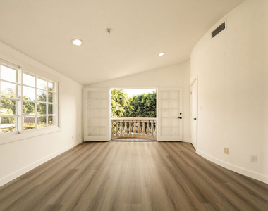 1109 Pine Drive - Photo Thumbnail 50