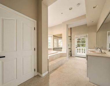 1109 Pine Drive - Photo Thumbnail 35
