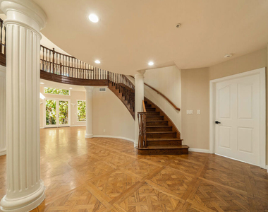 1109 Pine Drive - Photo Thumbnail 26