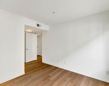 1144 12th Street - Photo Thumbnail 21
