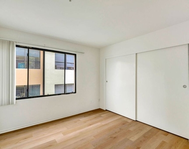 1144 12th Street - Photo Thumbnail 19