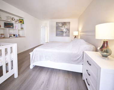 1617 S Beverly Glen Boulevard - Photo Thumbnail 38