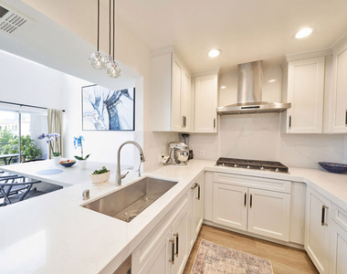 1617 S Beverly Glen Boulevard - Photo Thumbnail 27