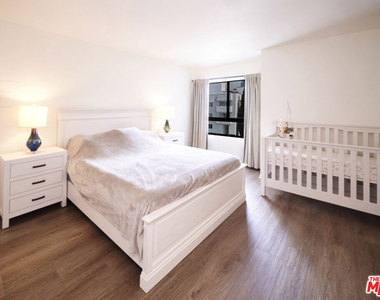 1617 S Beverly Glen Boulevard - Photo Thumbnail 40