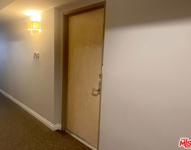 1617 S Beverly Glen Boulevard - Photo Thumbnail 5