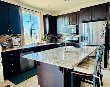 1251 Cathedral Oaks - Photo Thumbnail 19