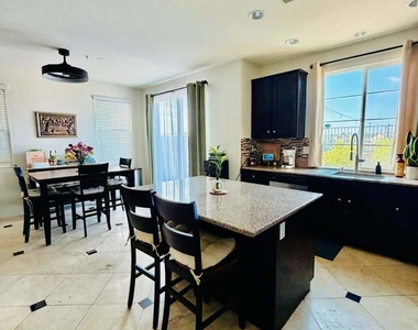 1251 Cathedral Oaks - Photo Thumbnail 18