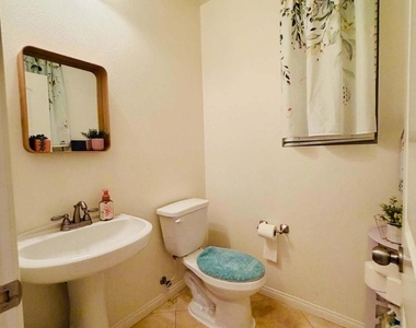 1251 Cathedral Oaks - Photo Thumbnail 16
