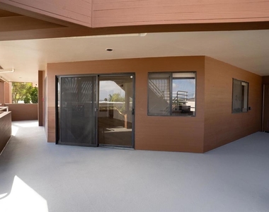 4766 Noyes St - Photo Thumbnail 2