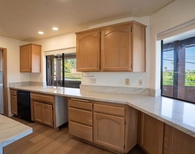4766 Noyes St - Photo Thumbnail 5