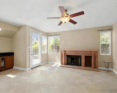 8721 Edulis Ct - Photo Thumbnail 15