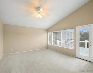 8721 Edulis Ct - Photo Thumbnail 20
