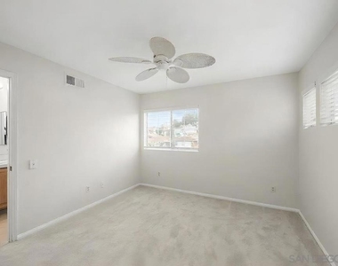 8721 Edulis Ct - Photo Thumbnail 35