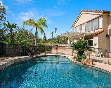 8721 Edulis Ct - Photo Thumbnail 40