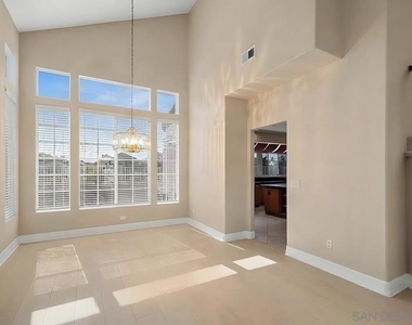 8721 Edulis Ct - Photo Thumbnail 9