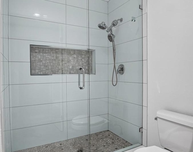 3837 Leland - Photo Thumbnail 16