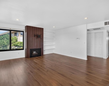 3837 Leland - Photo Thumbnail 7