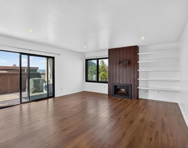 3837 Leland - Photo Thumbnail 8