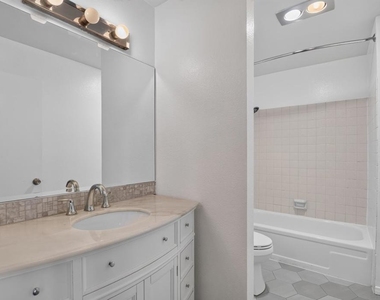 3837 Leland - Photo Thumbnail 19