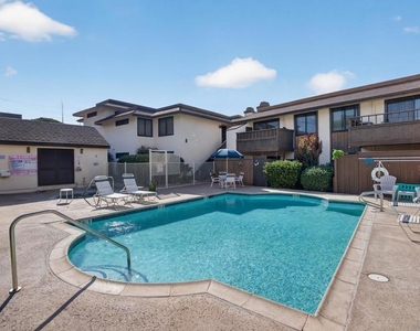 3837 Leland - Photo Thumbnail 25