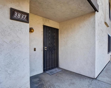 3837 Leland - Photo Thumbnail 28