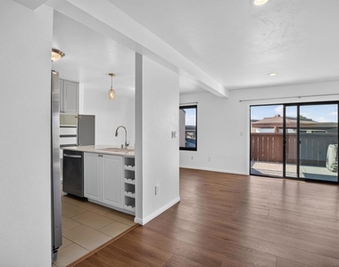 3837 Leland - Photo Thumbnail 5