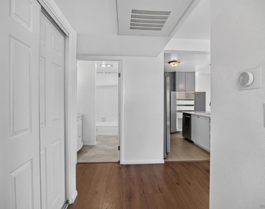 3837 Leland - Photo Thumbnail 12