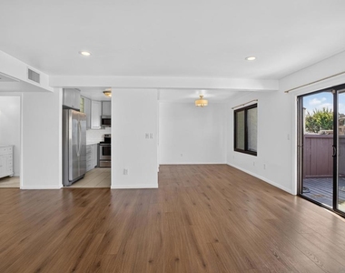 3837 Leland - Photo Thumbnail 6