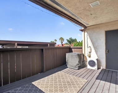 3837 Leland - Photo Thumbnail 21