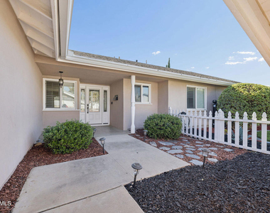 2066 Dwight Avenue - Photo Thumbnail 5