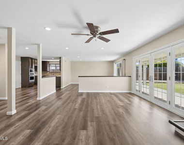 2066 Dwight Avenue - Photo Thumbnail 15