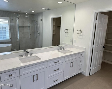 3045 Blazing Star Drive - Photo Thumbnail 21