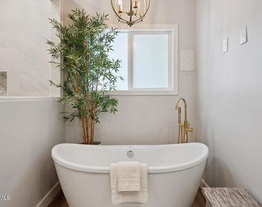 17 Sherwood Drive - Photo Thumbnail 25