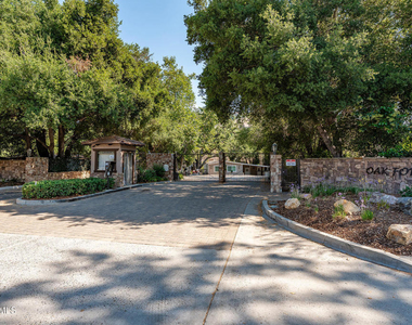17 Sherwood Drive - Photo Thumbnail 48