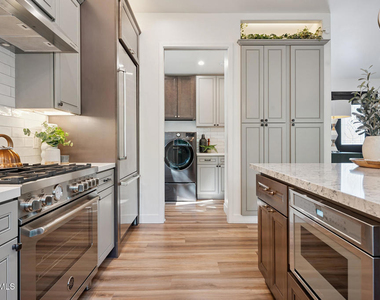 17 Sherwood Drive - Photo Thumbnail 13