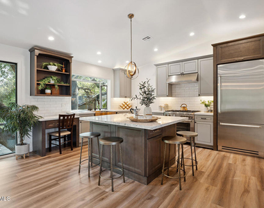 17 Sherwood Drive - Photo Thumbnail 6