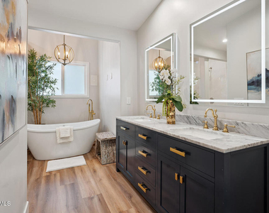 17 Sherwood Drive - Photo Thumbnail 22