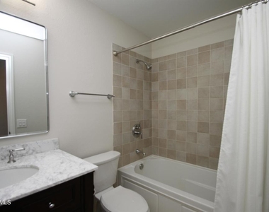 4745 Avedon Road - Photo Thumbnail 13